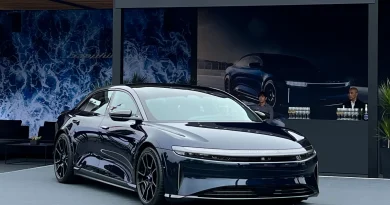 Lucid Motors Debuts the Lucid Air Sapphire